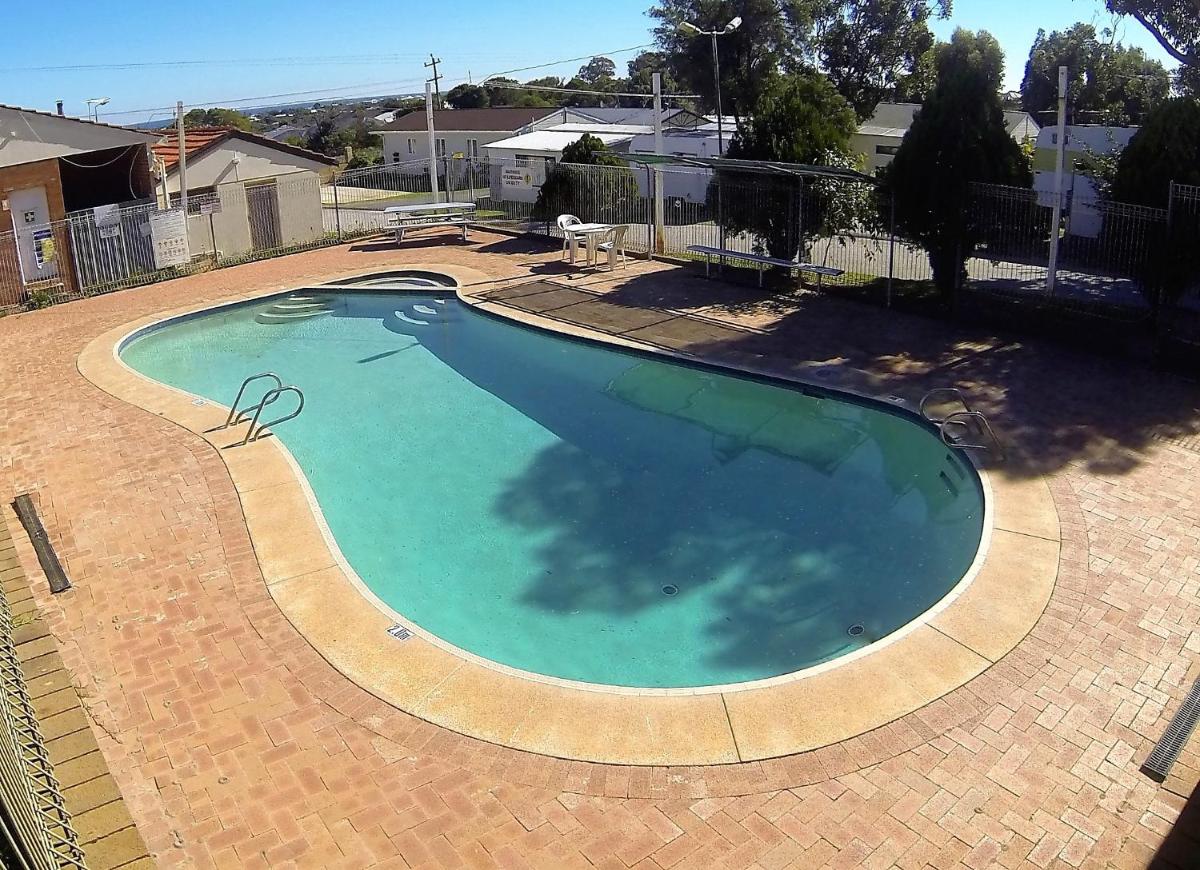 Image 4 of Twin Waters Caravan Park