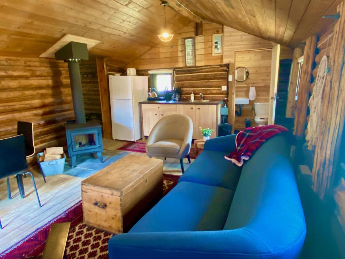 Image 3 of Chute Lake Lodge