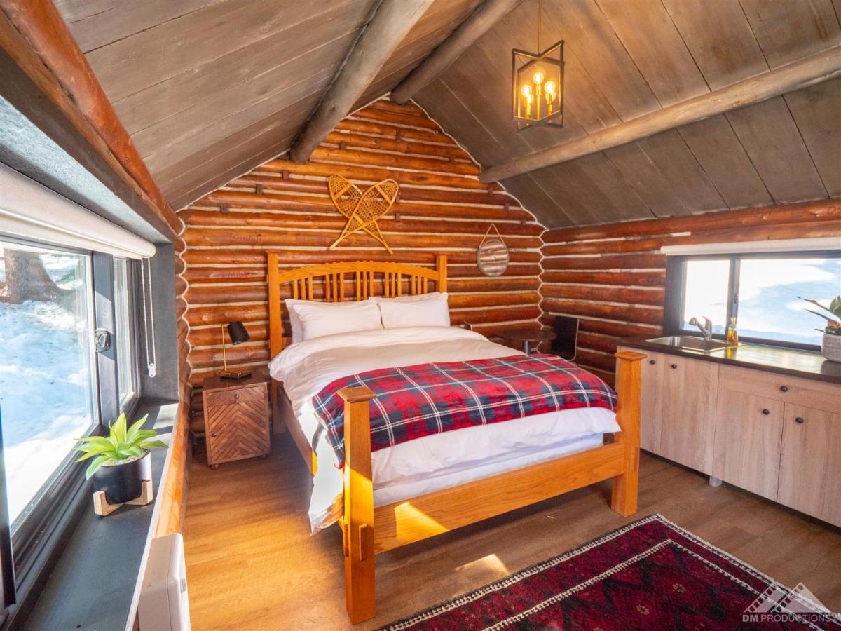 Image 7 of Chute Lake Lodge