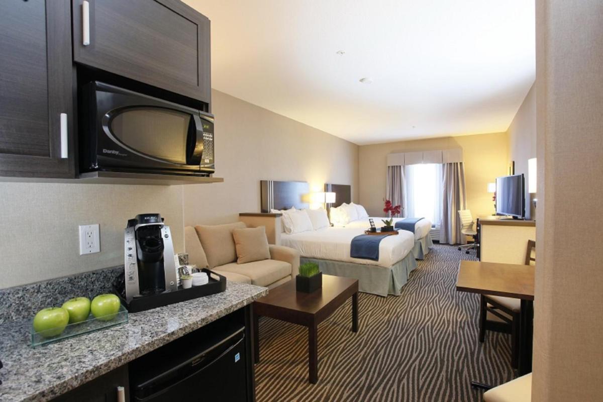 Image 5 of Holiday Inn Express Fort St John by IHG
