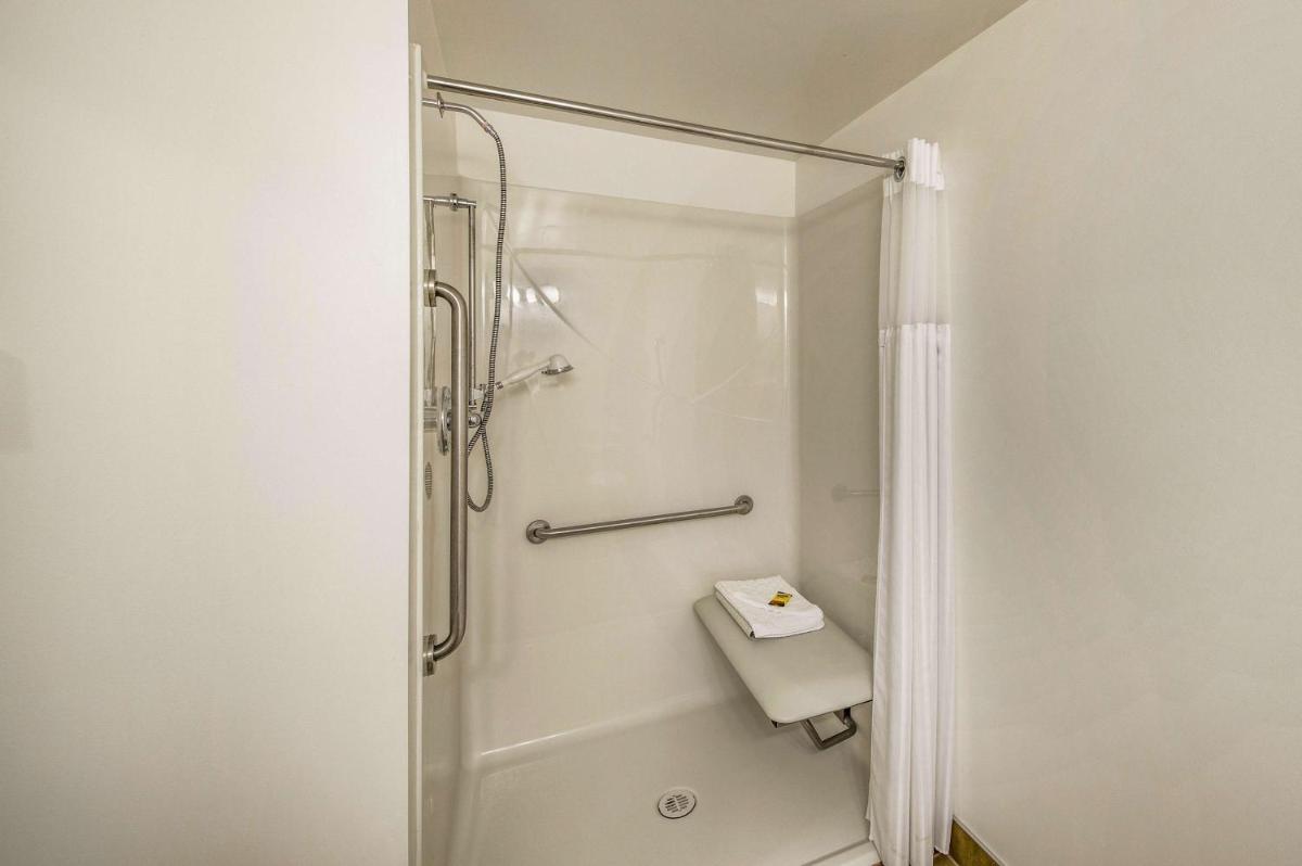 Image 7 of Kootenay Lakeview Resort BW Signature Collection