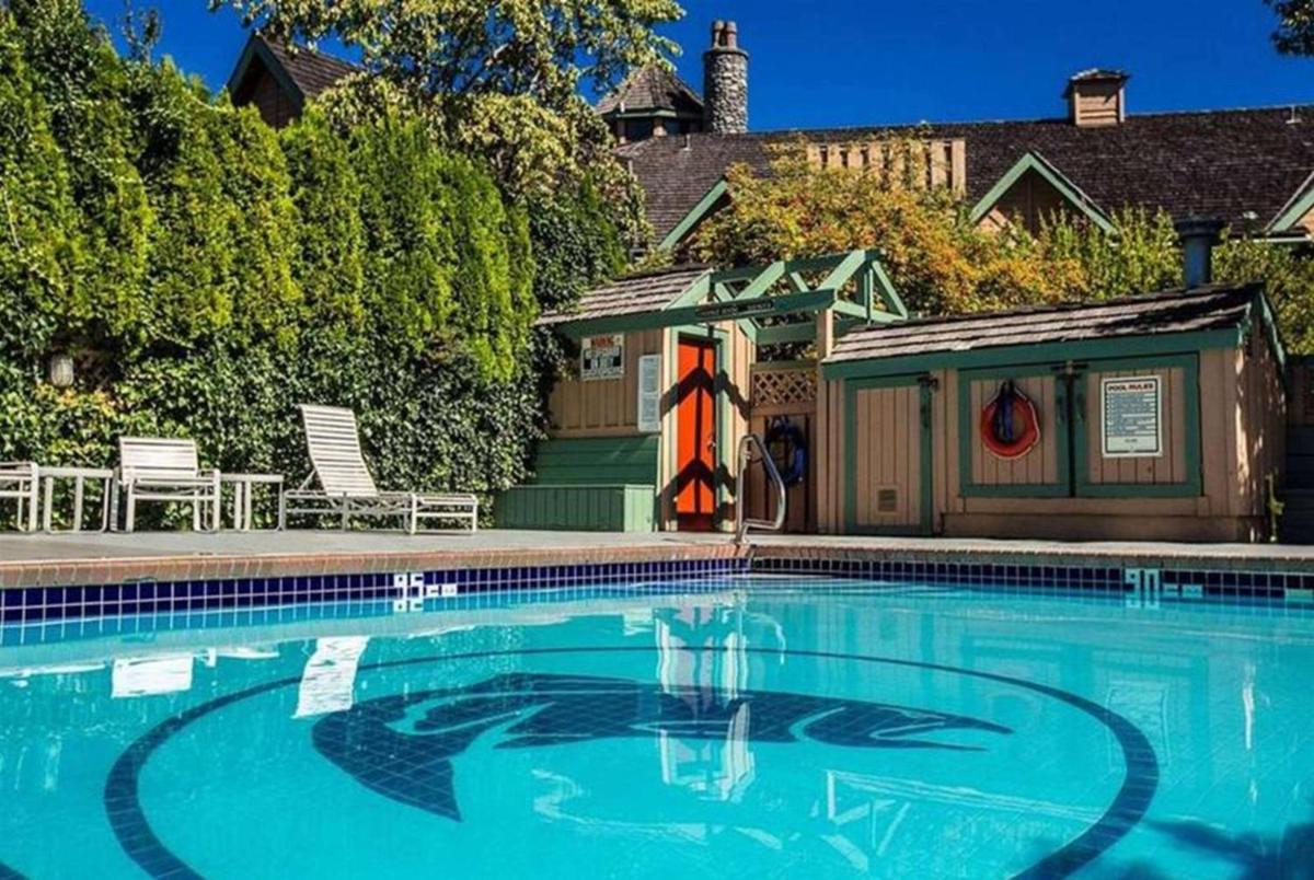 Image 4 of Painter’s Lodge, Trademark Collection by Wyndham