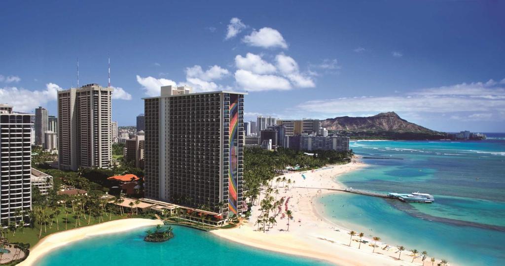 Image 1 of Hilton Hawaiian Village Waikiki Beach Resort