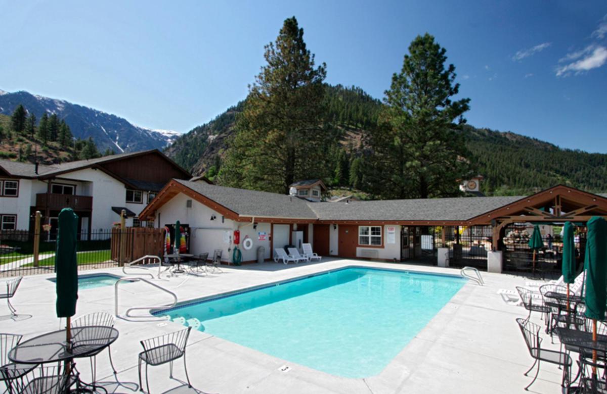 Image 7 of Icicle Village Resort