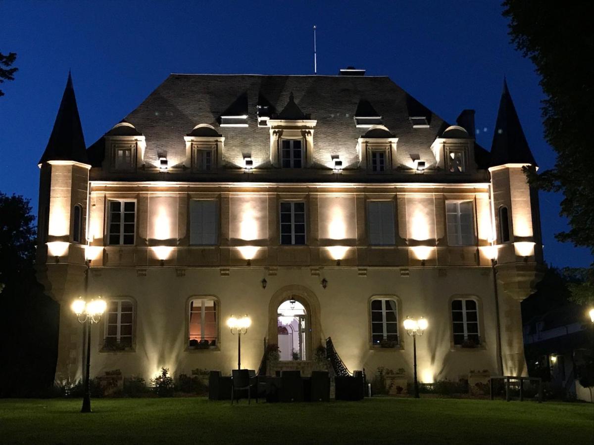 Domaine de Puy Robert LASCAUX – A 800m Grotte de Lascaux – Hôtel avec piscine – Chambres et gîtes-appartements – Sarlat – Dordogne