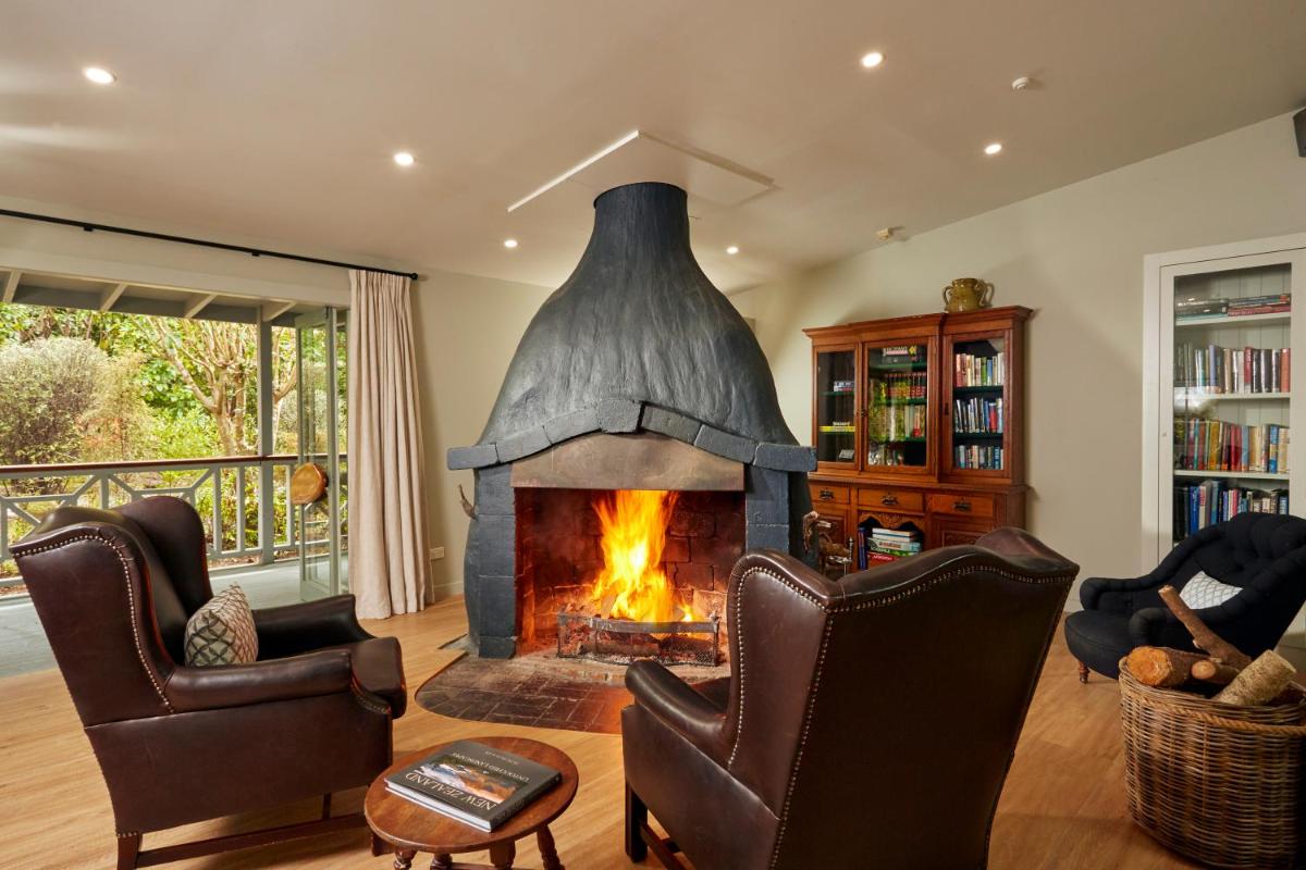 Image 5 of Awaroa Lodge