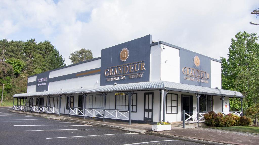 Image 2 of Grandeur Thermal Spa Resort