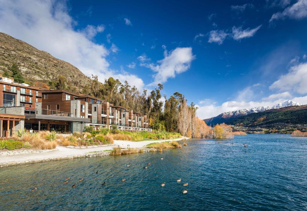 Image 2 of Hilton Queenstown Resort & Spa