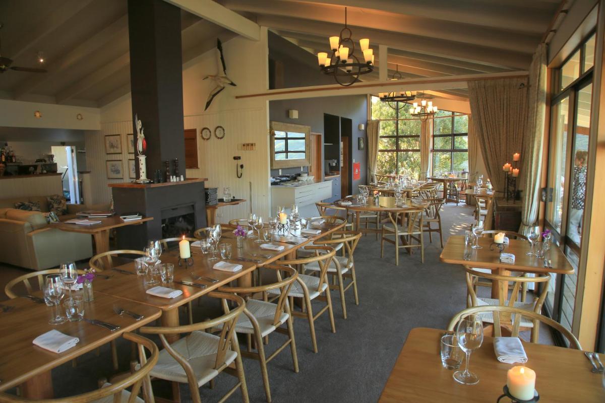 Image 5 of Punga Cove Resort