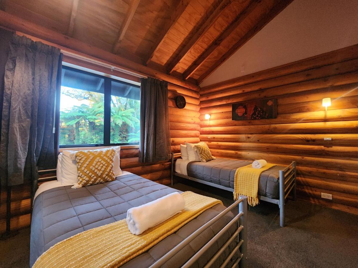 Image 7 of Rainforest Retreat