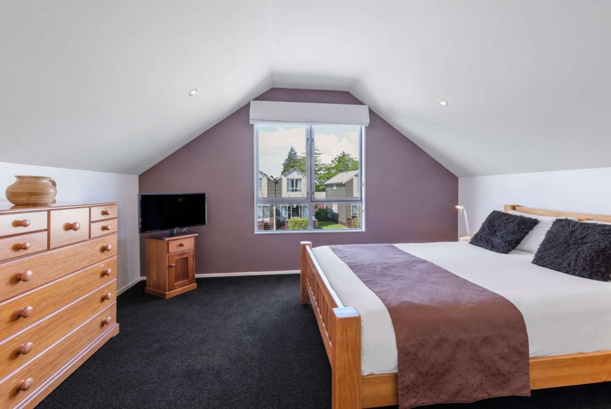 Image 2 of Ramada Resort By Wyndham Rotorua Marama