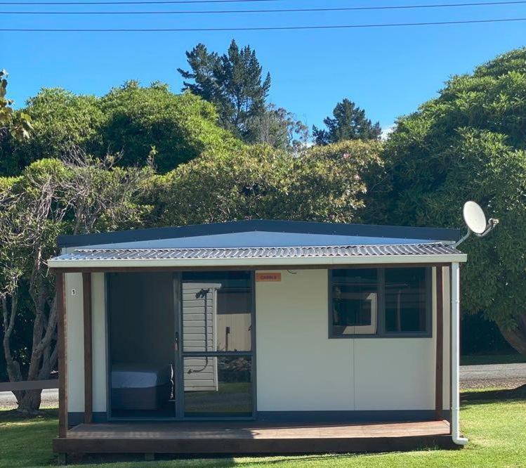 Image 3 of Sapphire Springs Holiday Park and Thermal Pools