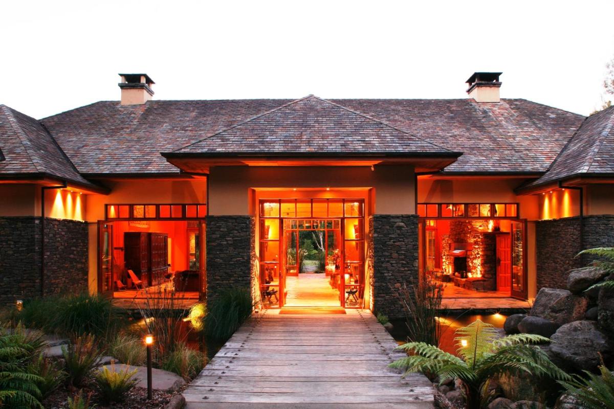 Image 5 of Treetops Lodge & Estate