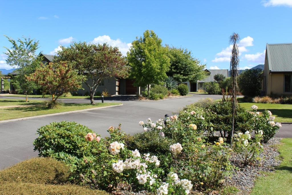 Image 2 of Vintners Retreat