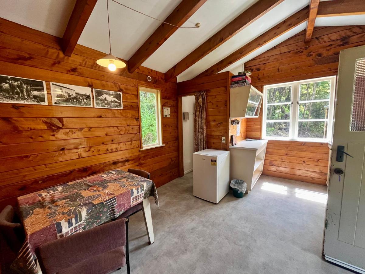 Image 3 of White Star Station Farm Holiday Park