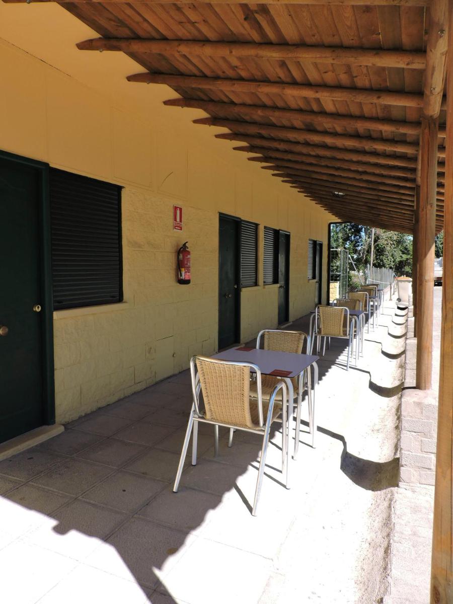 Hostal – Bungalows Camping Cáceres