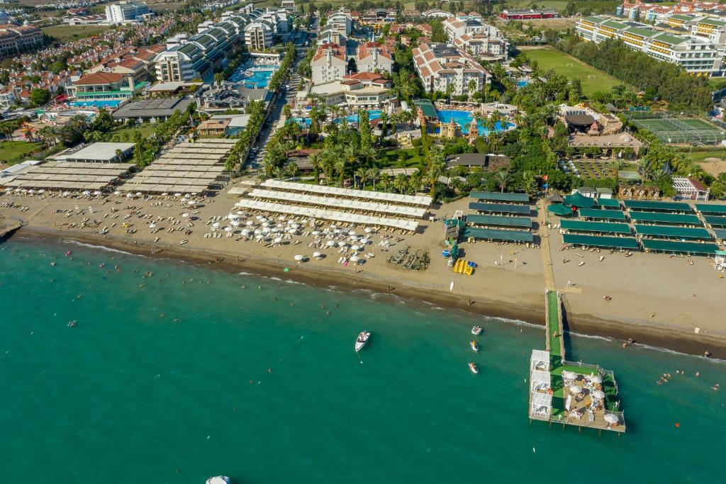 Aydinbey Famous Resort – Ultra All Inclusive