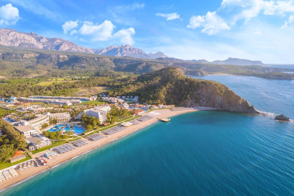 Rixos Premium Tekirova – The Land of Legends Access