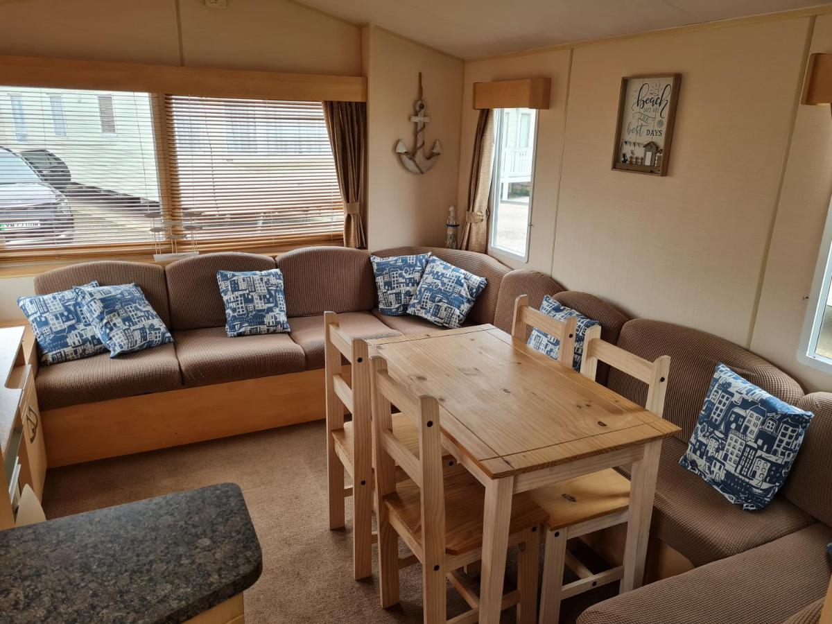 519 Family Caravan at Golden Gate Holiday Centre, Sleeps 6