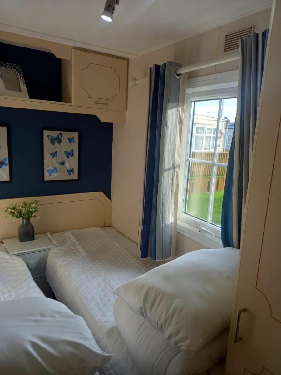 6 Berth on Seaview (Fanfare)