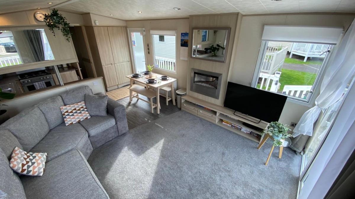 Cosy Holiday Home at Seton Sands near Edinburgh and North Berwick