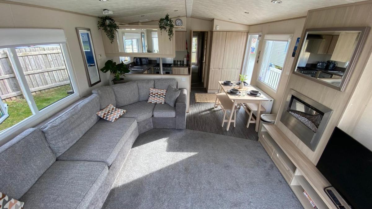 Cosy Holiday Home at Seton Sands near Edinburgh and North Berwick