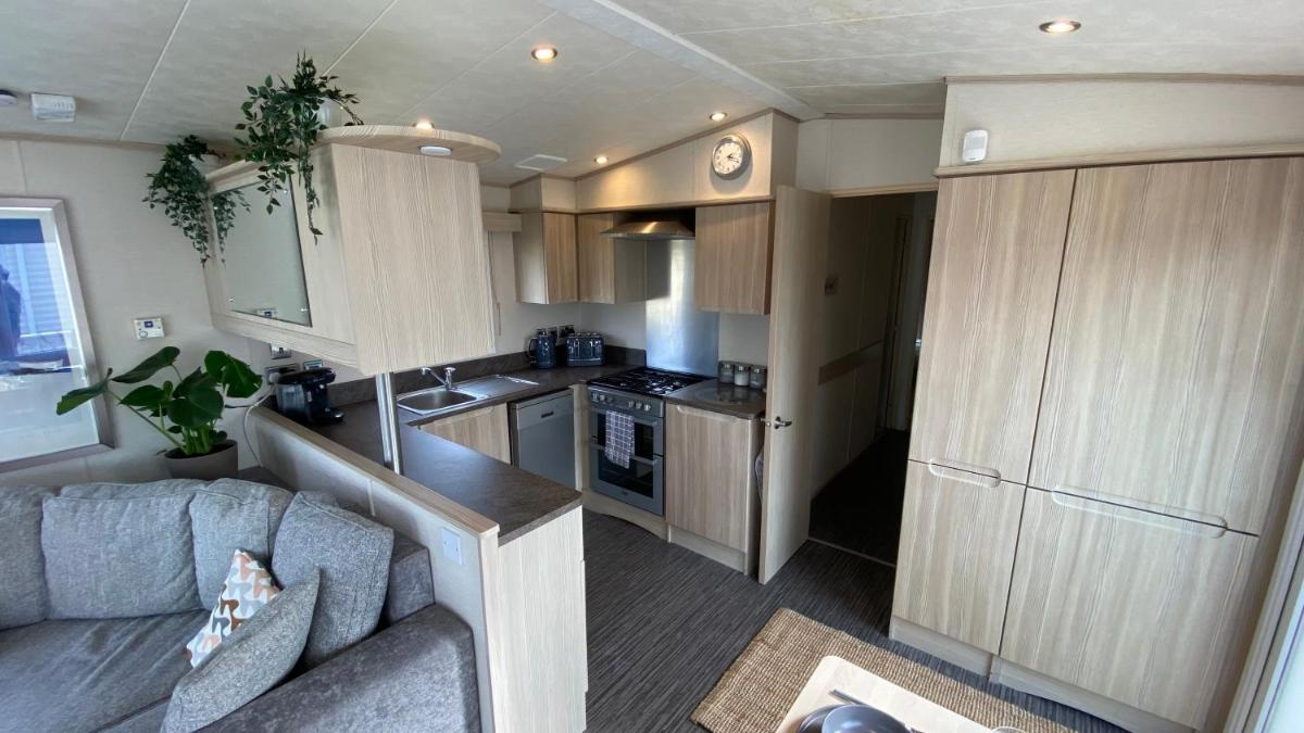 Cosy Holiday Home at Seton Sands near Edinburgh and North Berwick