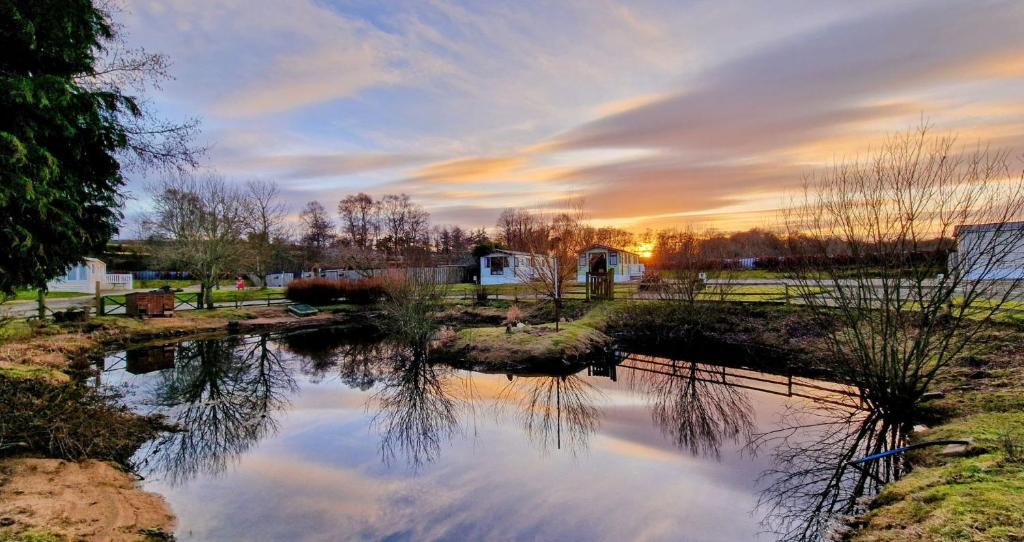 Deeside Holiday Park