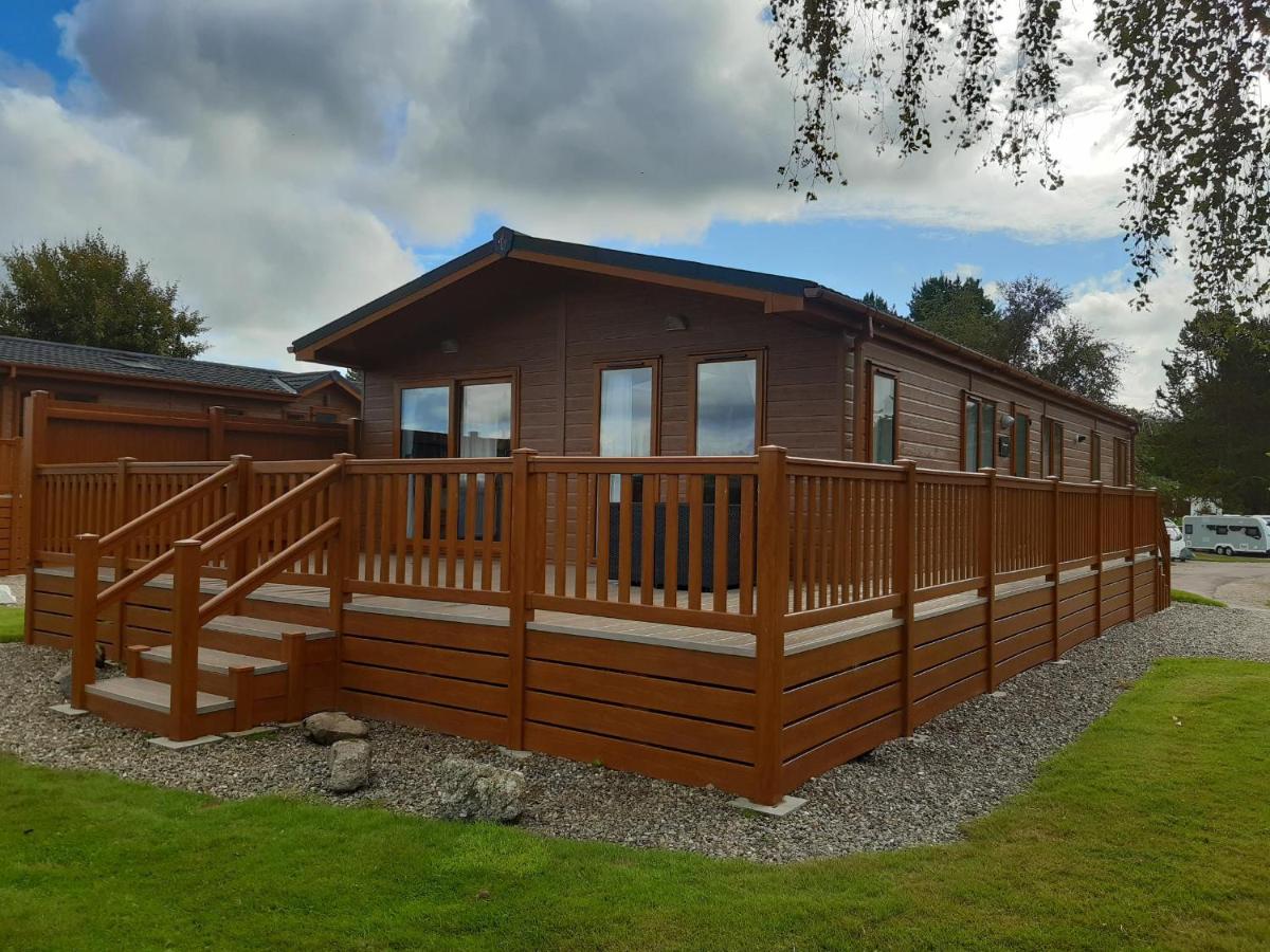 Deeside Holiday Park