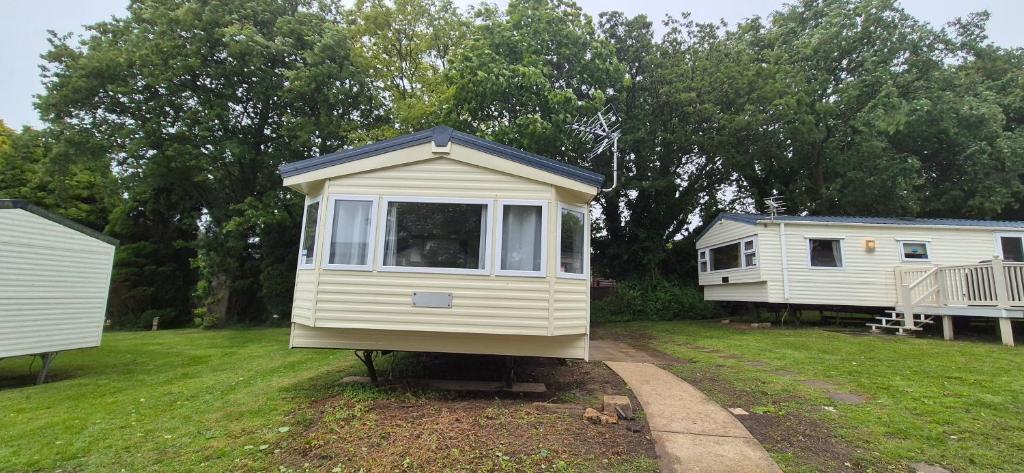 Excellent Static Caravan