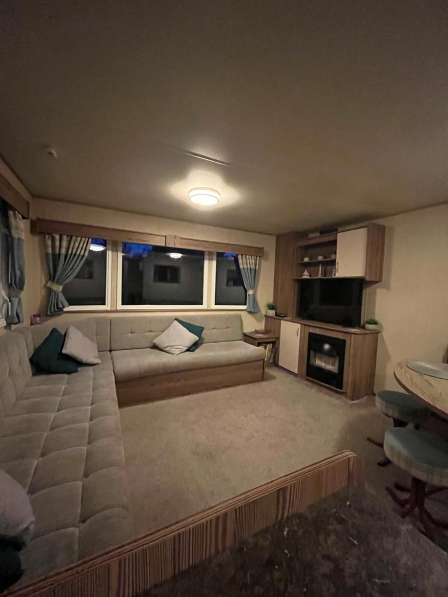 Golden Sands Mablethorpe 8 Birth Caravan