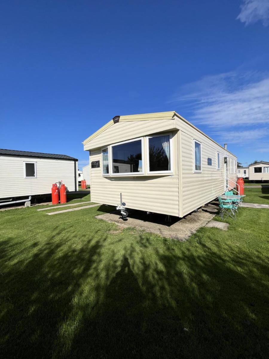 Golden Sands Mablethorpe 8 Birth Caravan