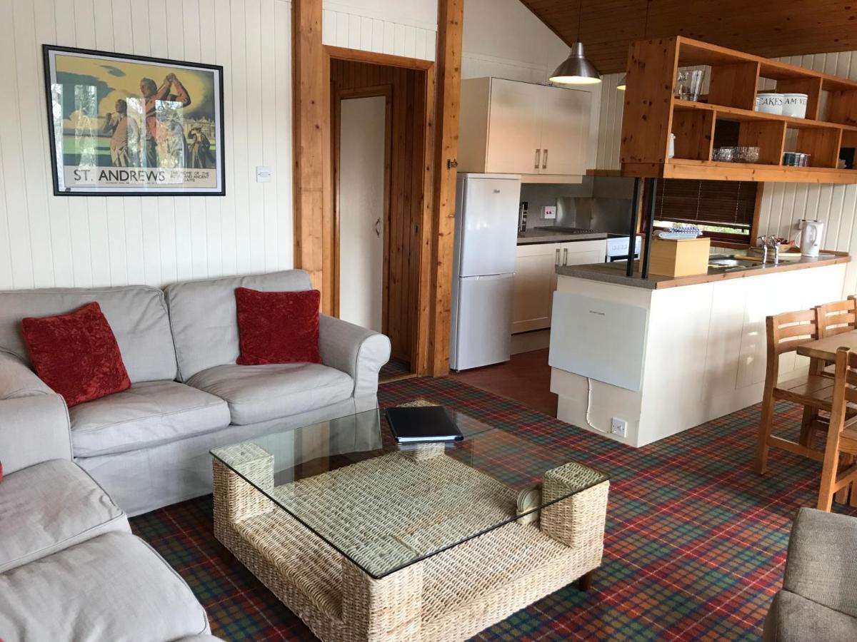 Loch Monzievaird Chalets