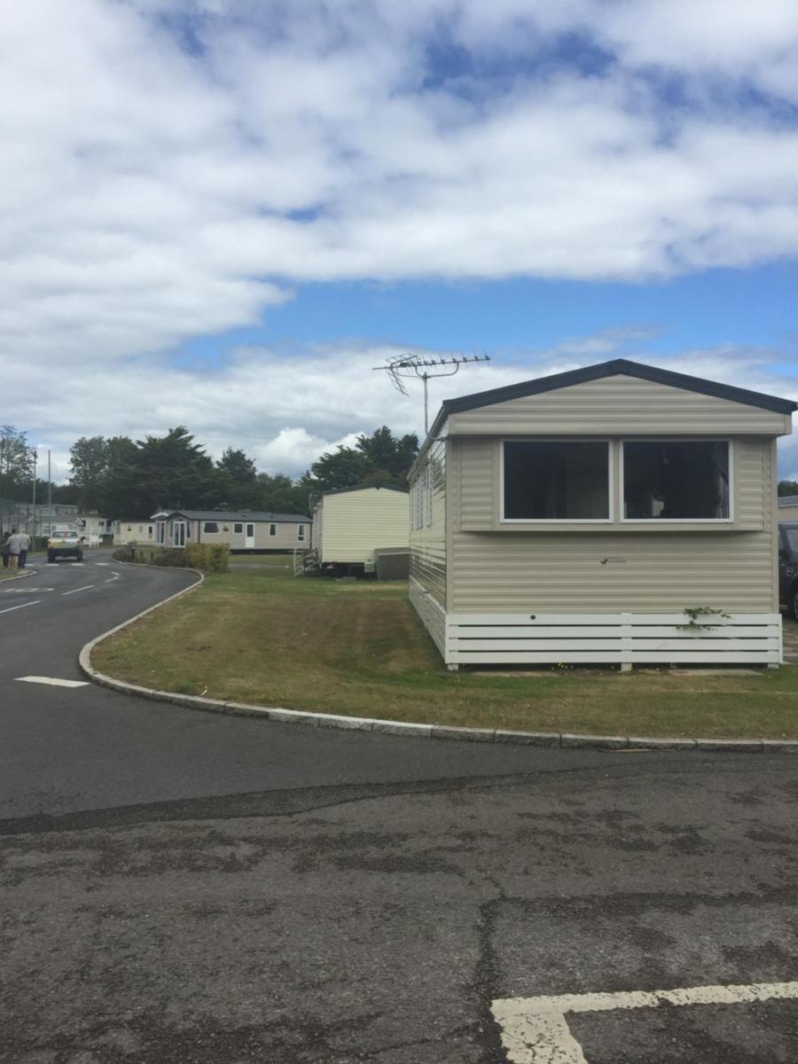 Lovely 3 Bed Caravan, Milford on Sea