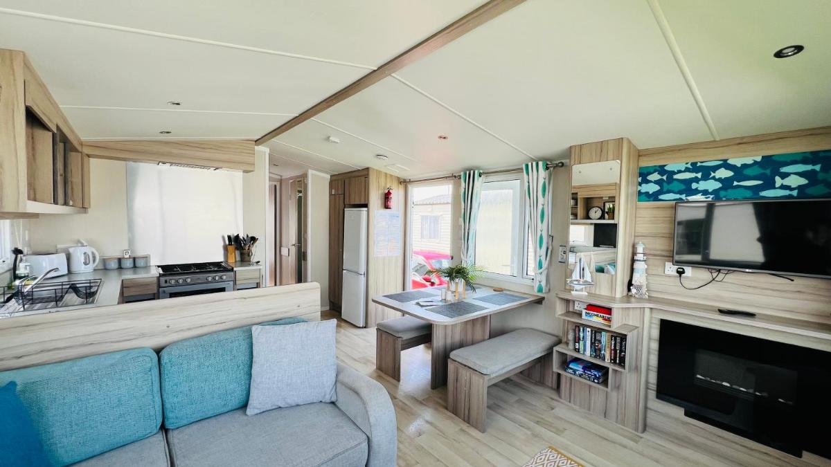 Luxurious caravan in Lyons Holiday Park Rhyl