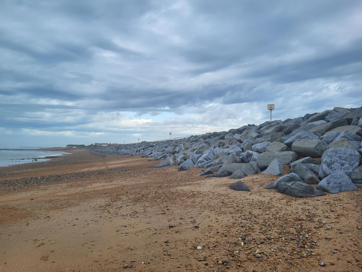 Image 2 of The Abi Joseph @Combe Haven