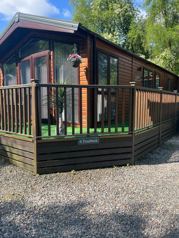 Troutbeck Hot Tub Lodge 4