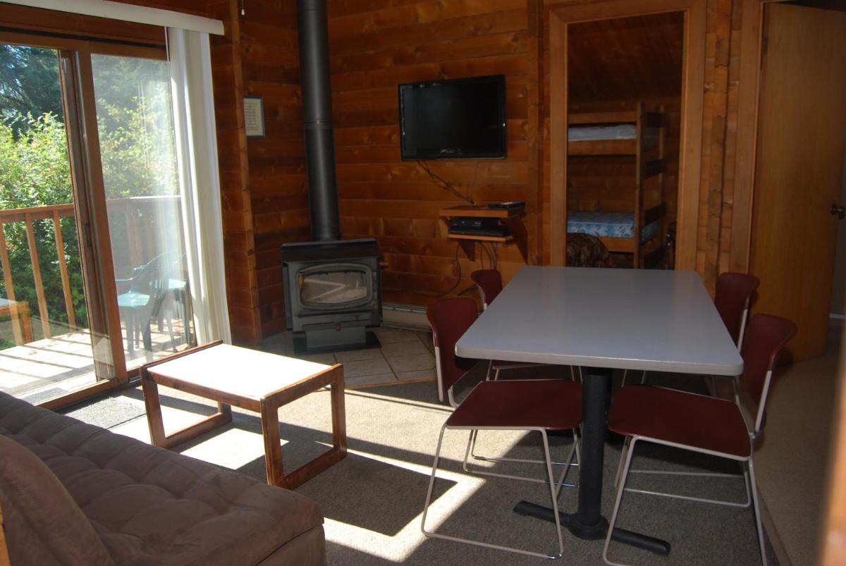 La Conner Camping Resort Cabin 7