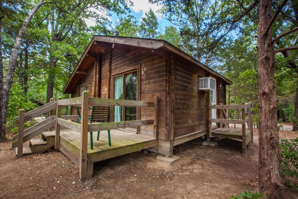 Lake Texoma Camping Resort Cabin 17