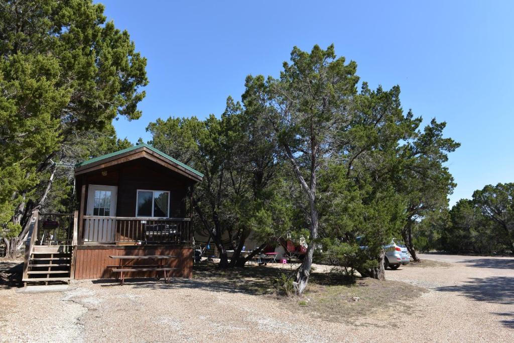 Lake Whitney Camping Resort Cabin 1