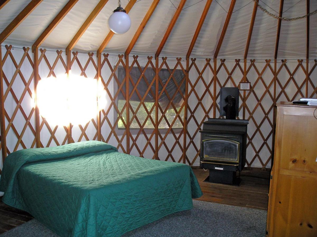 Yosemite Lakes Hillside Yurt 1